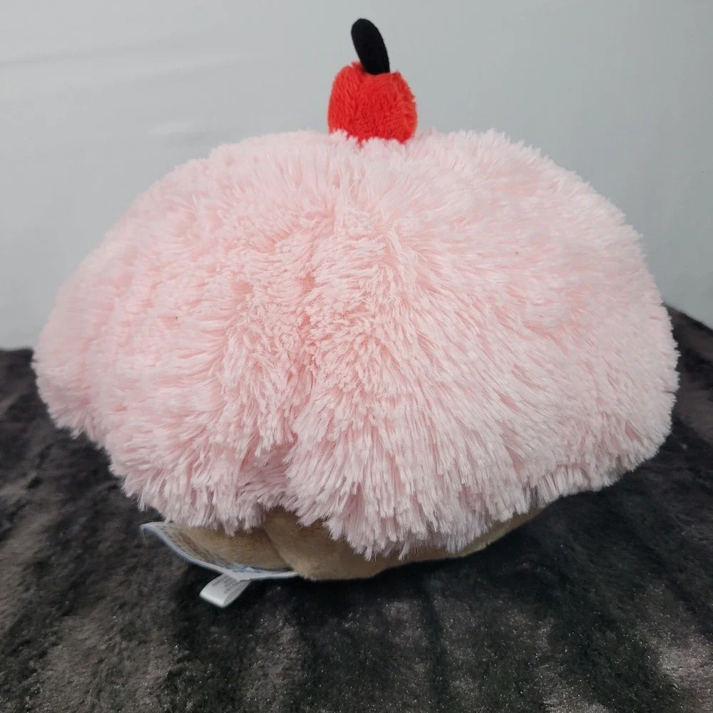 Squishable Mini Cupcake Plush Pink Frosting Cherry Stuffed Animal Toy 2015